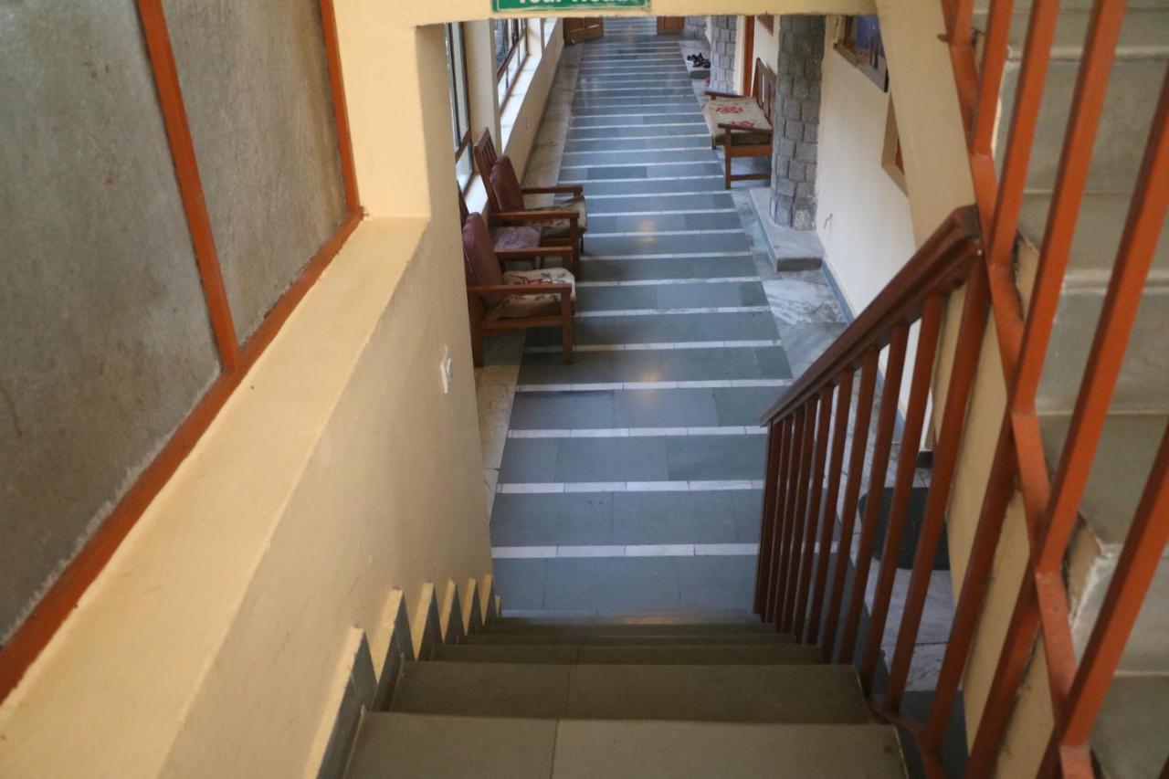 Pema Thang Hotel Kangra Dış mekan fotoğraf