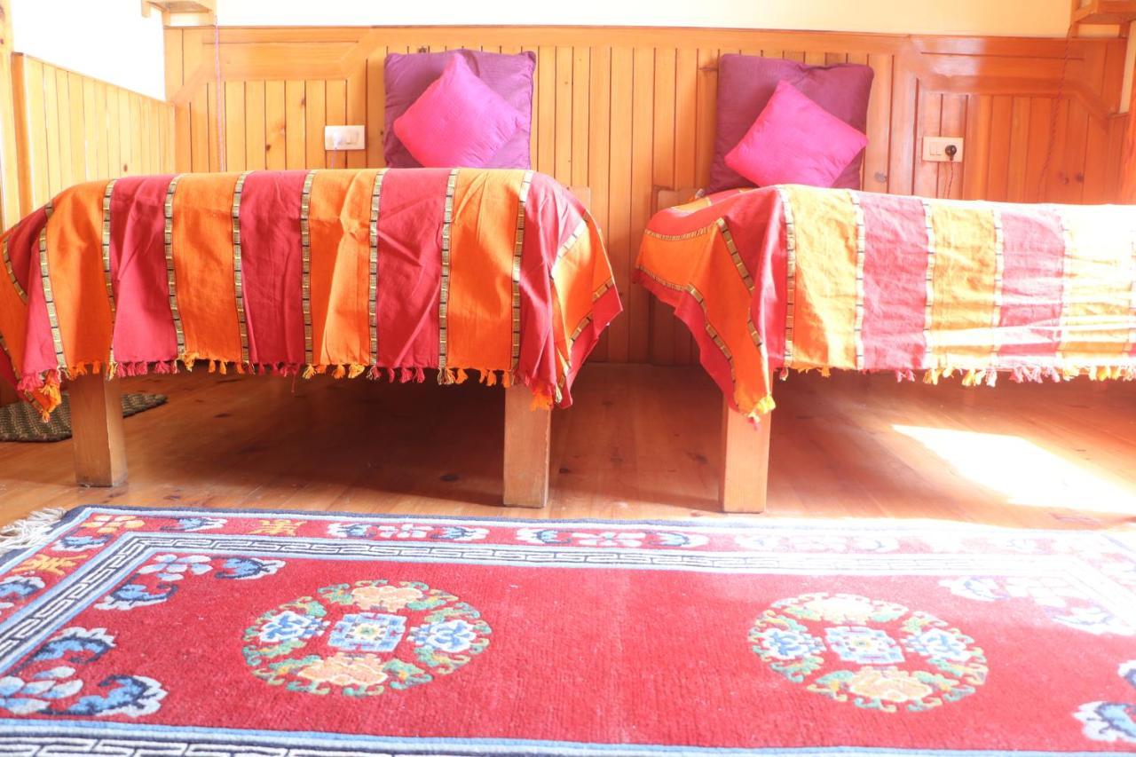 Pema Thang Hotel Kangra Dış mekan fotoğraf