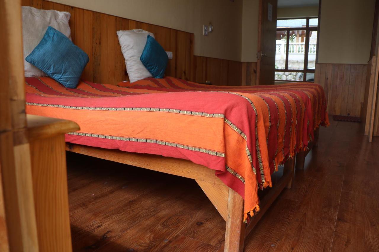 Pema Thang Hotel Kangra Dış mekan fotoğraf